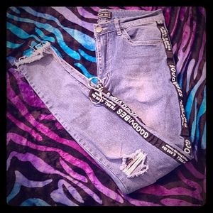 Sz 7 Fashion Nova cropped jeans